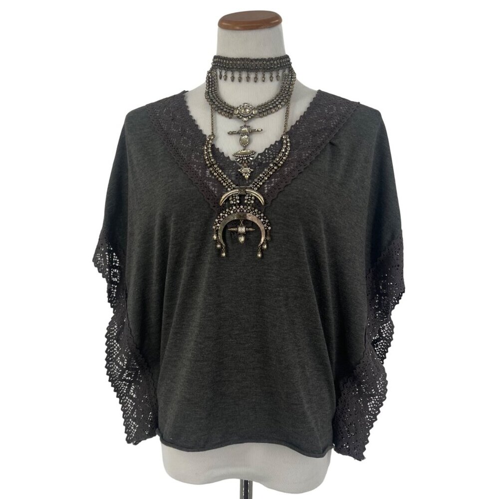 Rue21 Gray Lace Crochet Trim Flutter Sleeve V-Neck Top - Picture 10 of 12